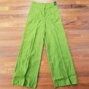 NY&co NWT beautiful high waisted, wide legged pant